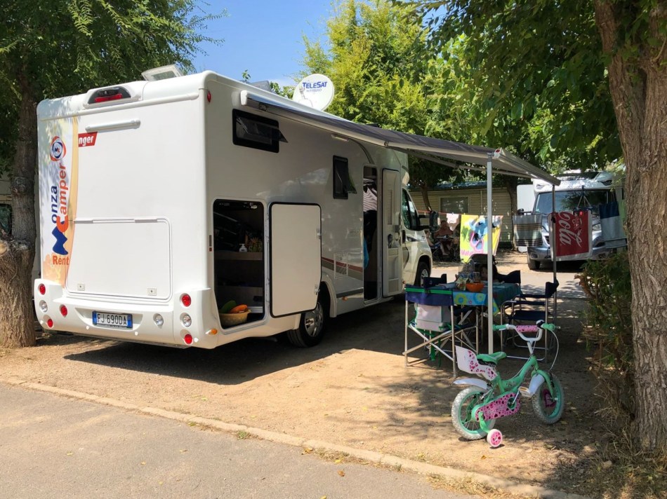 e41ac3ce-ea27-4170-8991-206c2a9da3ff