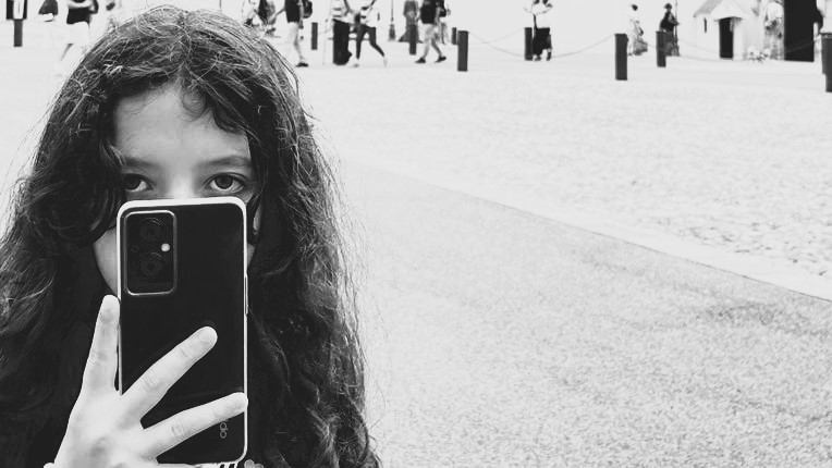 AurorAliena_Generazione Z